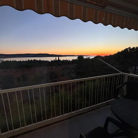 Apartment Apartma Roberto - Ankaran